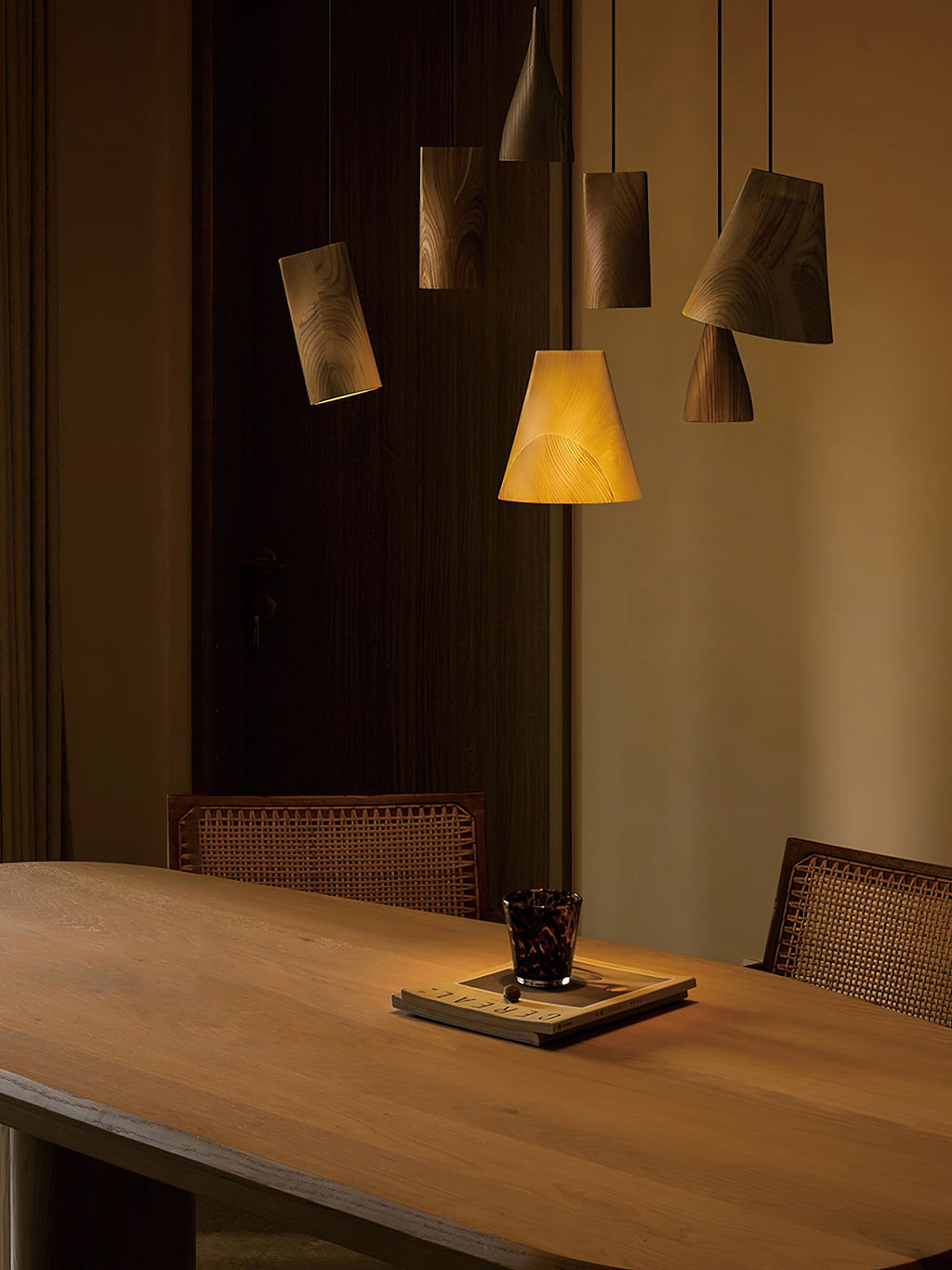 Wood Pendant Light 4 Mode 2 Head Clusters