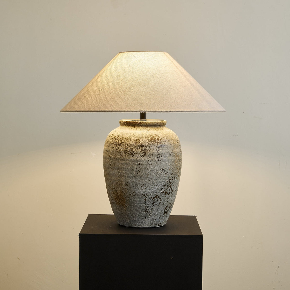 Aged Ceramic Vase Table Lamp Linen Shade 21.7 in Set of 2