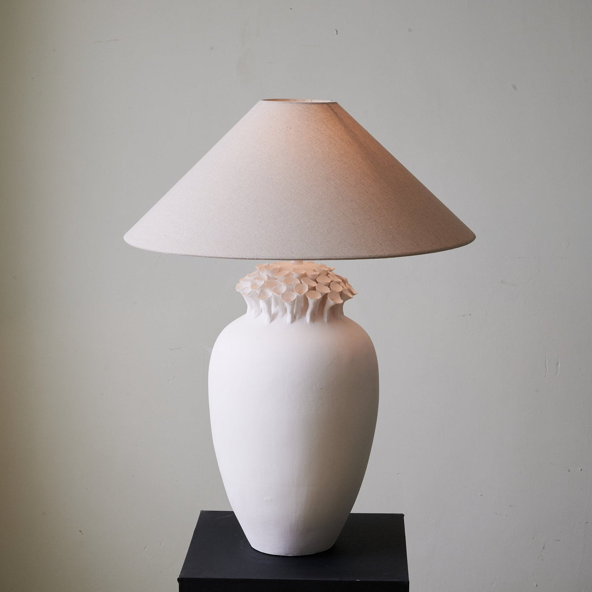 Ceramic Table Lamp Floral Petal Crest Linen Shade 29.5 in Set of 3