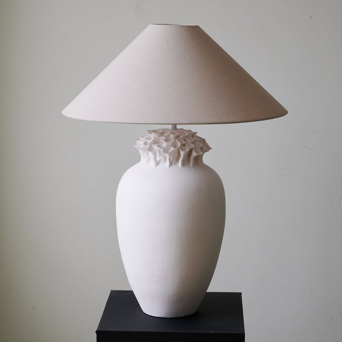 Ceramic Table Lamp Floral Petal Crest Linen Shade 29.5 in Set of 3