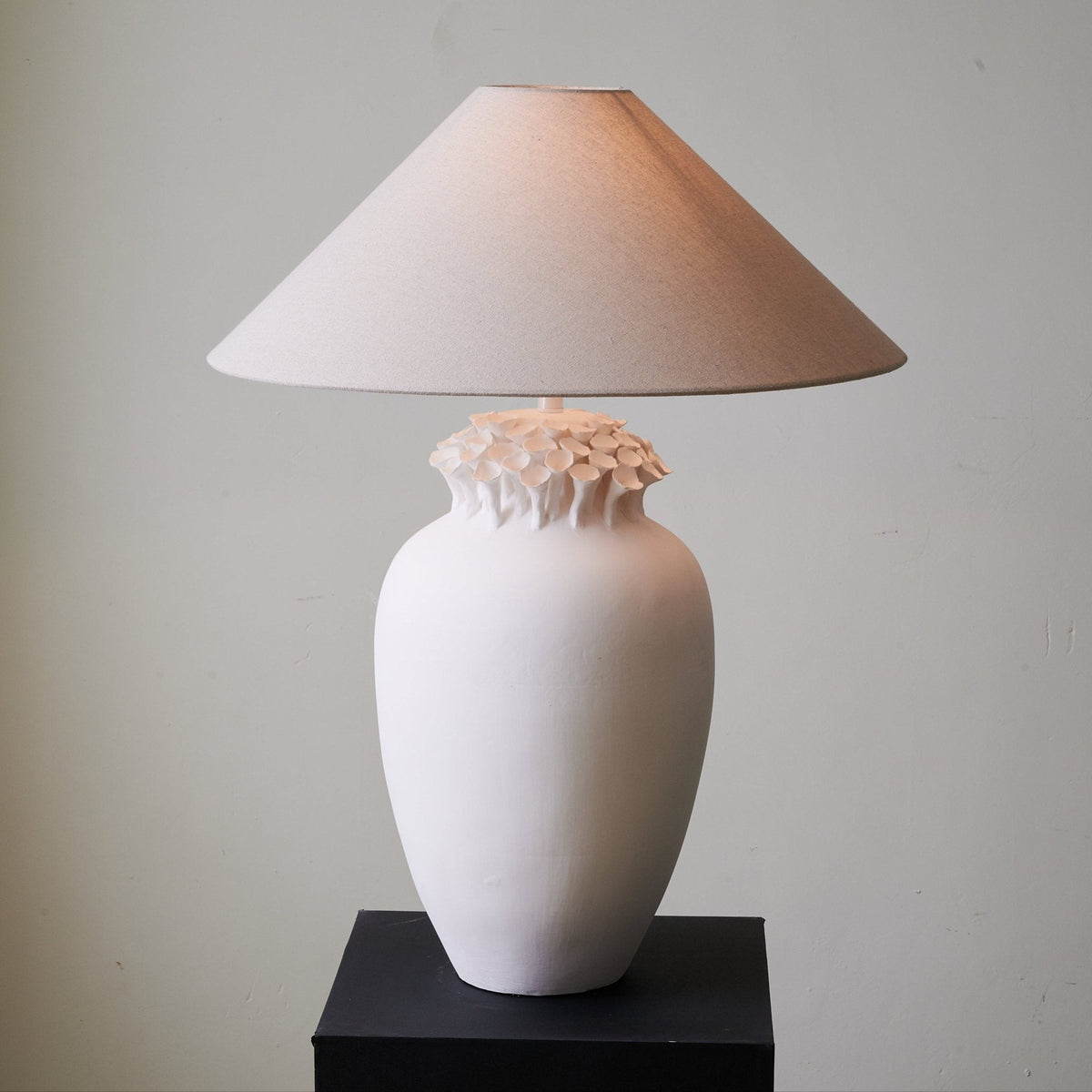 Ceramic Table Lamp Floral Petal Crest Linen Shade 29.5 in Set of 3