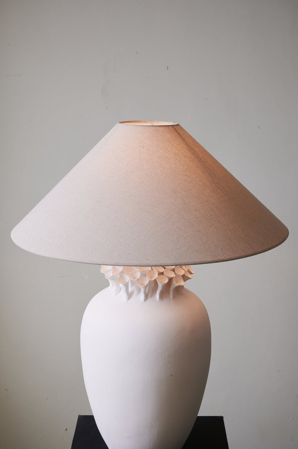 Ceramic Table Lamp Floral Petal Crest Linen Shade 29.5 in Set of 3