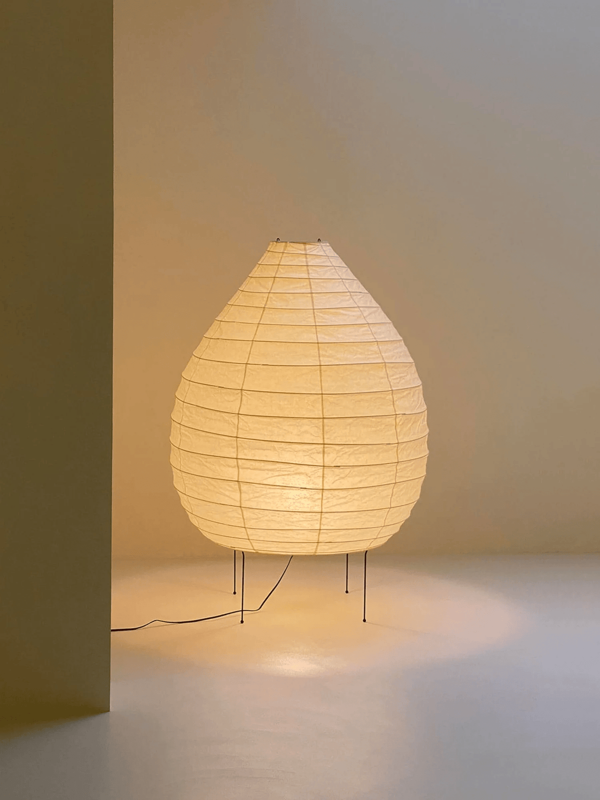 Rice Paper Lantern Floor Lamp Teardrop Shade 43.3 in