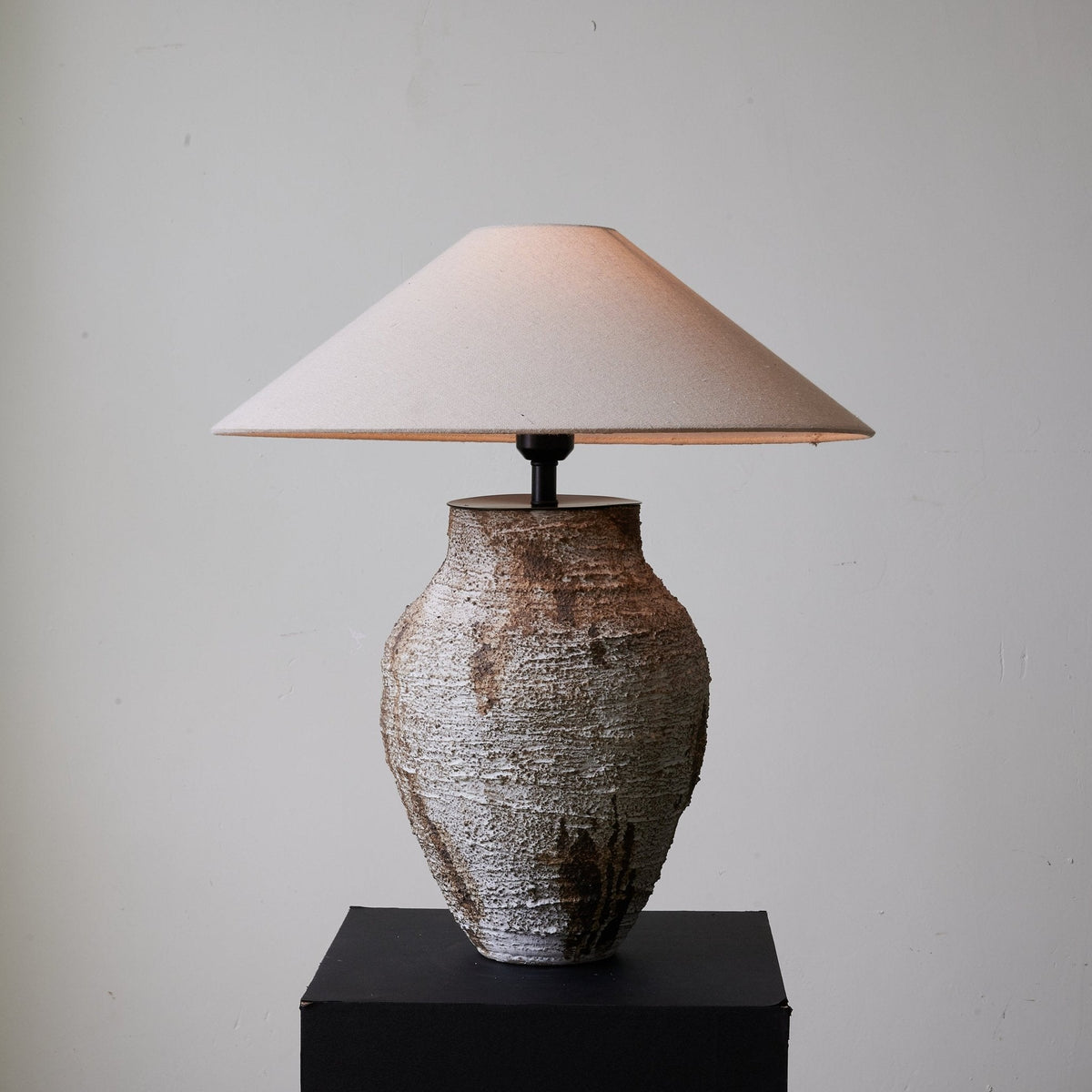 Textured Clay Table Lamp Terracotta and Beige 19.7 in Set of 3
